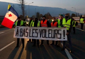 20.11.2018 - France : les Gilets Jaunes se donnent rendez-vous à Paris le 24 novembre 2018