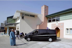 28.07.2016 - La paroisse de Saint-Étienne-du-Rouvray avait offert un terrain pour la mosquée locale