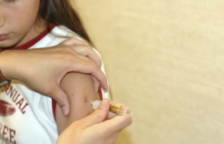 10.10.2015 - Appel urgent à un moratoire sur la vaccination contre les VPH