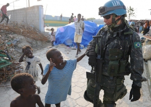 Des Casques bleus de l'ONU ont abusé sexuellement de centaines de femmes et de filles haïtiennes
