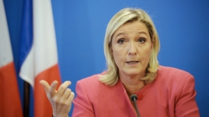 10.12.2016 - France : Marine Le Pen veut mettre fin à la scolarité gratuite pour les enfants des clandestins