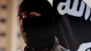 31.05.2015 - Un combattant chrétien décapite un jihadiste de l'EI à Hassaké (MAJ : intox !!)