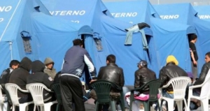 07.12.2016 - Italie – Clandestins révoltés : « Donnez-nous plus d’argent ou on vous décapite »
