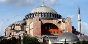 08.06.2016 - Sainte-Sophie de Constantinople sera transformée en mosquée pendant 30 jours