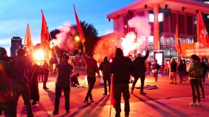 03.10.2018 - Des prétendus communistes ont manifesté à Montréal lundi soir