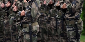 20.05.2015 - Rappel : lorsque des haut-gradés de l'armée française songeaient à un coup d'Etat contre le gouvernement