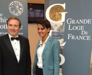 18.10.2015 - France : Najat Vallaud-Belkacem reçue chez les franc-maçons de la Grande Loge 