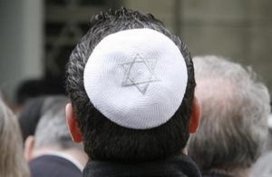 31.07.2015 - France : « Sales Juifs, Vive la Palestine », le président de la communauté juive de Bondy victime d’un cambriolage à caractère antisémite