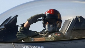 18.10.2015 - Un avion non-identifié abattu dans l'espace aérien turc