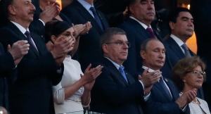 16.06.2015 - Snobé par le président ukrainien, l’Azerbaïdjan voit rouge