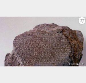07.11.2015 - Les droits des femmes gravés sur des tablettes datant de 4000 ans
