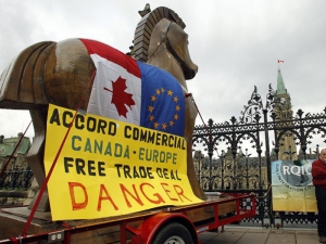 27.09.2014 - Accord UE-Canada : plus de 130 organisations citoyennes réaffirment leur refus d’un accord désastreux pour les peuples et l’environnement