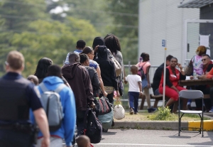 Ottawa admet des retards au filtrage de sécurité des migrants
