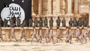 07.07.2015 - Syrie: l'EI diffuse la vidéo d'une exécution de masse dans la cité antique de Palmyre
