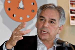 24.11.2015 - Le chef innu Ghislain Picard au conseil national du PQ: « Je suis souverainiste ! »