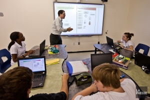 13.07.2015 - Tableaux blancs interactifs dans les écoles: «aucunement réfléchi»