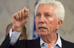 12.09.2015 - Duceppe veut que Québec collecte l’impôt