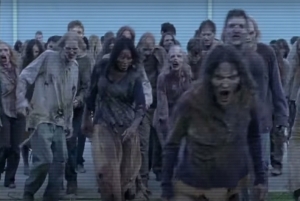 27.10.2015 - États-Unis : fan de la série "Walking Dead", il tue son ami qu'il prend pour un zombie
