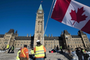 Manifestations de «gilets jaunes» devant le parlement canadien
