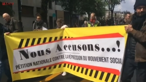 Gilets Jaunes : 10 000 citoyens accusent le gouvernement français dans une pétition