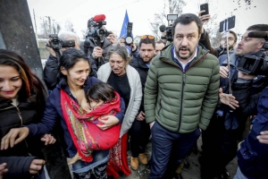 20.06.2018 - Le ministre Matteo Salvini veut recenser les Roms et préparer les expulsions de ceux en situation irrégulière