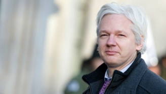 04.07.2015 - WikiLeaks : Julian Assange demande à la France de l'accueillir, François Hollande refuse 