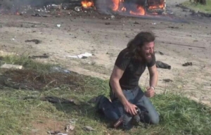 18.04.2017 - Ce photographe syrien, effondré après l’attentat-suicide du 15 avril, bouleverse la toile
