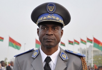 19.09.2015 - Qui est Gilbert Diendéré, nouvel homme fort du Burkina Faso ?