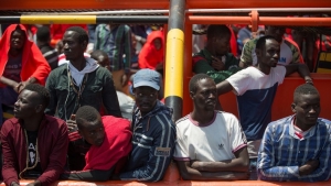 01.08.2018 - Un navire italien reconduit des migrants en Libye pour la première fois depuis 2009
