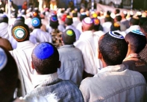 20.02.2015 - Plusieurs centaines de juifs ont embrassé l’Islam en Israël
