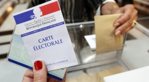 23.04.2017 - Les Français vont aux urnes sous la menace des armes