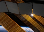 25.04.2016 - 2500 panneaux solaires en orbite pour fournir de l’énergie illimitée sur Terre