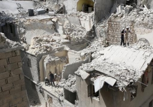 03.05.2015 - Syrie: 52 civils tués dans des raids de la coalition