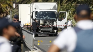11.08.2016 - Un second tueur à Nice ? Le gouvernement et les médias continuent d'occulter les témoignages