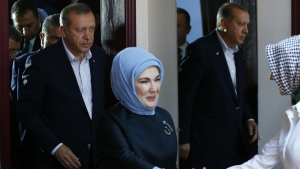 12.03.2016 - La Première dame turque qualifie le harem «d'école de la vie» pour les femmes