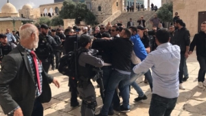 14.05.2018 - Jérusalem: des heurts éclatent sur le Mont du Temple, des Juifs expulsés du lieu
