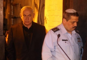 02.03.2018 - La police israélienne débarque chez Benjamin Netanyahu soupçonné de corruption