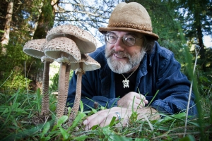 14.12.2015 - Avec ses champignons pesticides, cet homme affole Monsanto