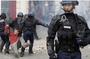 28.06.2015 - Rappel : EUROGENDFOR, la police européenne arrive. Preuve d’une dictature de l’UE ?