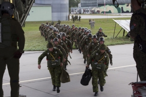 11.04.2015 - Le Canada va déployer des troupes en Ukraine 