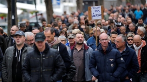 08.11.2016 - France : nouveaux rassemblements de policiers