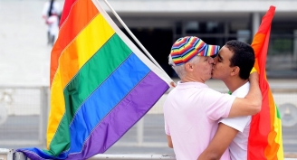 23.07.2015 - La CEDH exhorte l'Italie à reconnaître le mariage gay