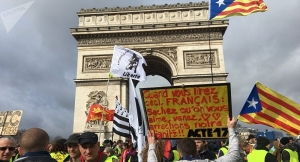 France : le cortège des Gilets jaunes s’ébranle pour l’acte 16