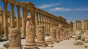 23.06.2015 - L'État islamique a truffé d'explosifs le site historique de Palmyre