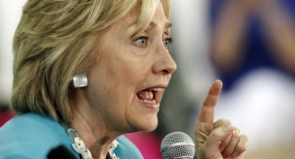 18.10.2015 - Hillary Clinton est un robot psychopathe 