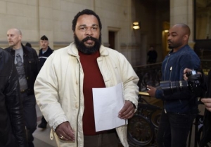 30.09.2015 - France : la justice ordonne l'expulsion de Dieudonné de son théâtre parisien