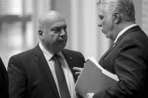 26.08.2016 - Couillard est-il en train de perdre son caucus?