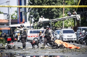 13.05.2018 - Indonésie: 11 morts dans des attaques suicide commises par une même famille